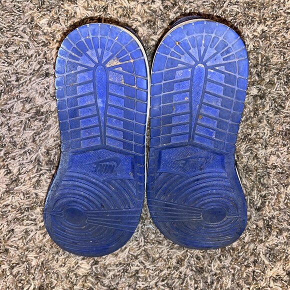 Jordan 1 Mid SE Royal Black Toe men's size 8.5 sneakers - Picture 6 of 10